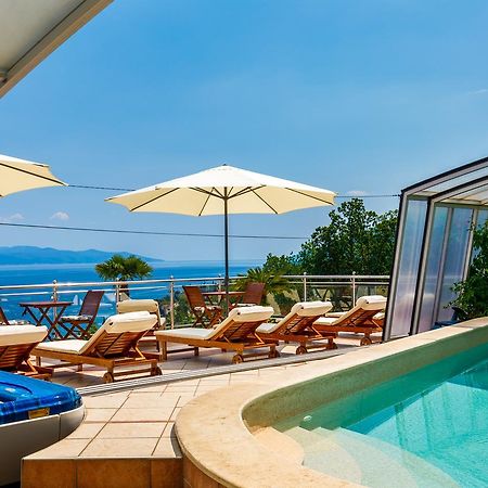 Villa Roses Apartments & Wellness Ičići Exterior foto