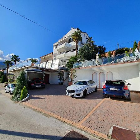 Villa Roses Apartments & Wellness Ičići Exterior foto